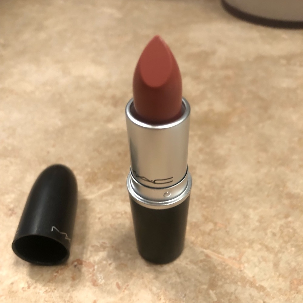 MAC my kind of sexy lipstick